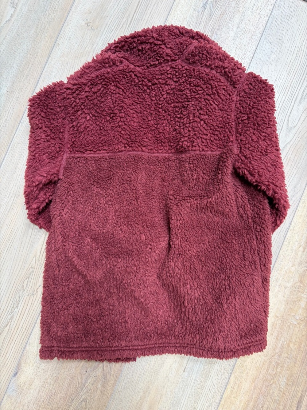 Patagonia Women's Retro X Fleece Jacket in Burgundy - Picture 4 of 4